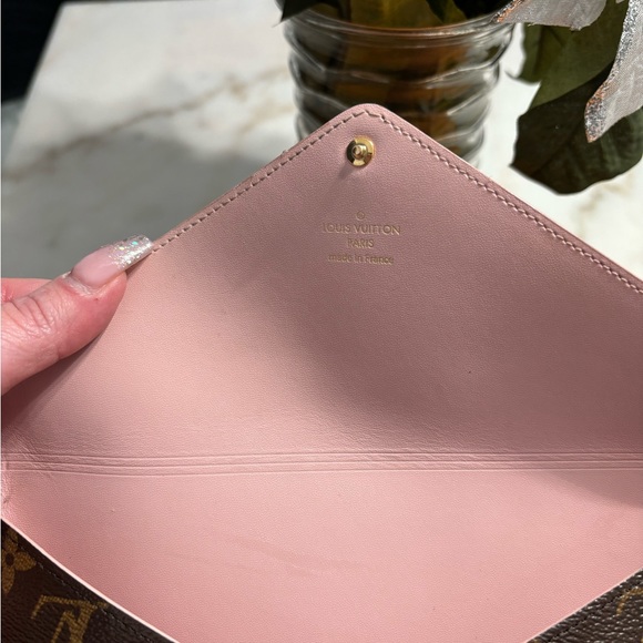 SOLD—ouis Vuitton Kirigami rfid & vintage wallet bundle🖤🖤 - Picture 6 of 14